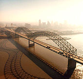 Hernando de Soto Bridge Memphis.jpg