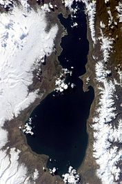 Le lac vu de l'espace.