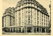 la facade de l'hôtel dans les années 1930