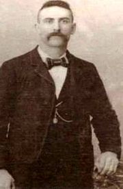 Martin "Farmer" Burns en 1885.