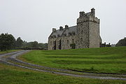 Lochnaw Castle.jpg