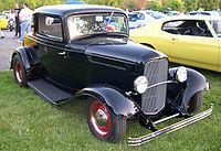 1932 Ford Deuce Coupe Hot Rod.jpg