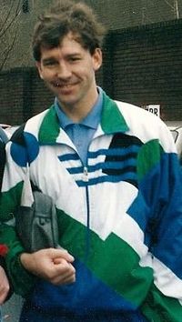 Bryan Robson at the cliff -march 92.JPG