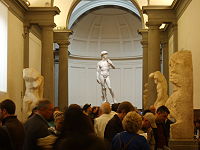 Galleria dell'Accademia, sala del David.JPG