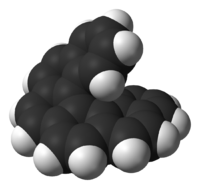 (P)-hexahélicène.