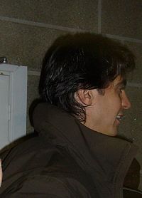 Portrait de côté de Ibrahim Kutluay en 2007