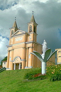 IgrejaMatrizColomboParaná.jpg