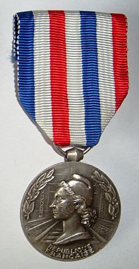 Médaille d'argent d'honneur ds chemjins de fer 3 ème modè.JPG