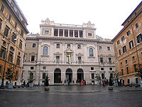 Pontificia Università Gregoriana - Roma - Facciata.jpg