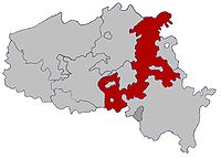 La Principauté de Liège en rouge coupe en deux les Pays-Bas autrichiens en gris clair.