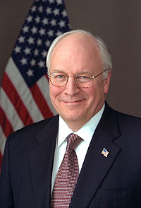 Richard Cheney 2005 official portrait.jpg