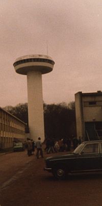 La tour en 1984.