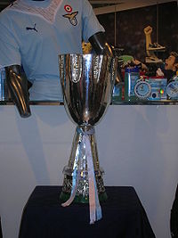 Le trophée de la Supercoppa Italiana.