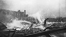 Photo des ruines de l'Arena de Montréal après l'incendie.