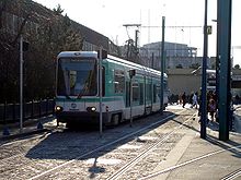 La rame de tramway français standard n° 214 à Bobigny - Pablo Picasso.