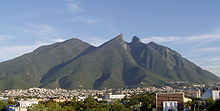Accéder aux informations sur cette image nommée Cerro de la Silla.jpg.