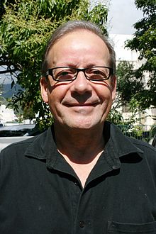 Emmanuel Genvrin dans une rue de Saint-Denis de La Réunion en août 2011.