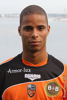 Kévin Monnet-Paquet, joueur de l'équipe de football du FC Lorient en 2010.