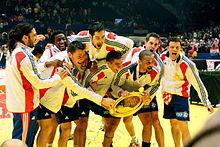 Les joueurs français célébrant le titre de champion d'Europe 2010