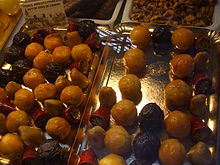 Fruits au foie gras de canard, marché de Brive-la-Gaillarde