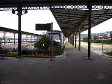 L'intérieur de la gare terminus avec le quai A