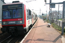 Rame Z 20500 en gare de Villabé en provenance de Melun et à destination de Paris-Gare de Lyon.