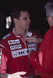 Photo de Gerhard Berger datant de 1991. Il domine son coéquipier Jean Alesi lors de la séance de qualifications du Grand Prix du Brésil 1995.