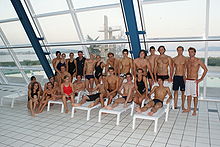 Photo de groupe des nageurs élites