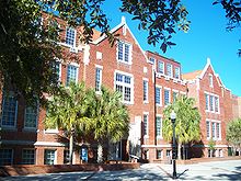  Photo de la façade de l'University of Florida.