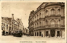 Carte postale ancienne montrant un tramway électrique, rue de la Sellerie