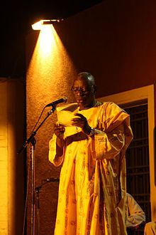 Ismaïla Samba Traoré, à Bamako (Mali), lors de la soirée d'hommage à Haïti de la rentrée littéraire 2009
