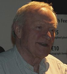 Accéder aux informations sur cette image nommée Julian Glover 2011.jpg.