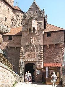 Main entrance of the castle of Haut-Koenigsbourg.jpg