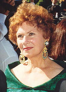 Accéder aux informations sur cette image nommée Marion Ross at the 1992 Emmy Awards cropped.jpg.