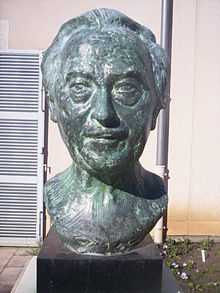 Buste de Michel de Saint-Pierre au musée Cacheux d'Angers