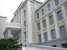 North Korea-Pyongyang-Kim Il-sung University-01.jpg