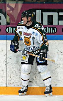 Photographie de Raimo Helminen avec le maillot blanc d'Ilves.