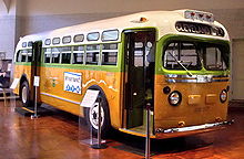 Accéder aux informations sur cette image nommée Rosa parks bus.jpg.