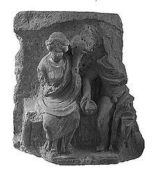 Statue de Rosmerta et Mercure (Autun).