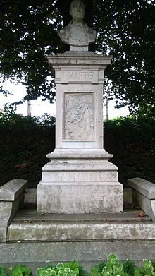 Stéle à Louis Martel - Saint-Omer.jpg