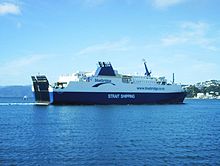 le ferry Santa Regina dans la baie de Wellington
