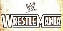 Logo de WrestleMania constitué du nom WrestleMania en caractères majuscules. Les lettres W et M sont exagérés.