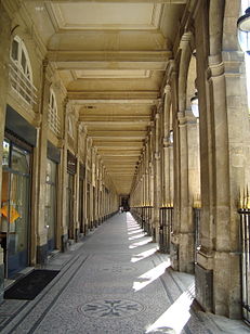 Galerie de Valois.JPG