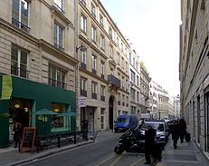 P1000585 Paris II Rue des Jeuneurs reductwk.JPG