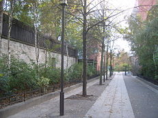 Paris 13e - allée Alexandre-Vialatte - vue depuis la rue du Tage.JPG