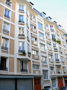 Paris 18 - Immeuble 7 rue de Trétaigne.JPG