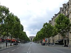 Paris avenue de friedland.jpg