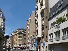 Paris rue pelleport.jpg