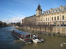Seine view with tourist boat.JPG