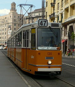 Tram 47 in Budapest.jpg